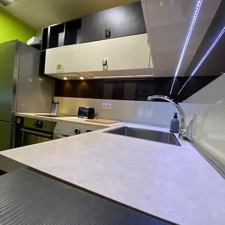 Apartment Modern 1br With Garden View & Free Street Parking Plowdiw